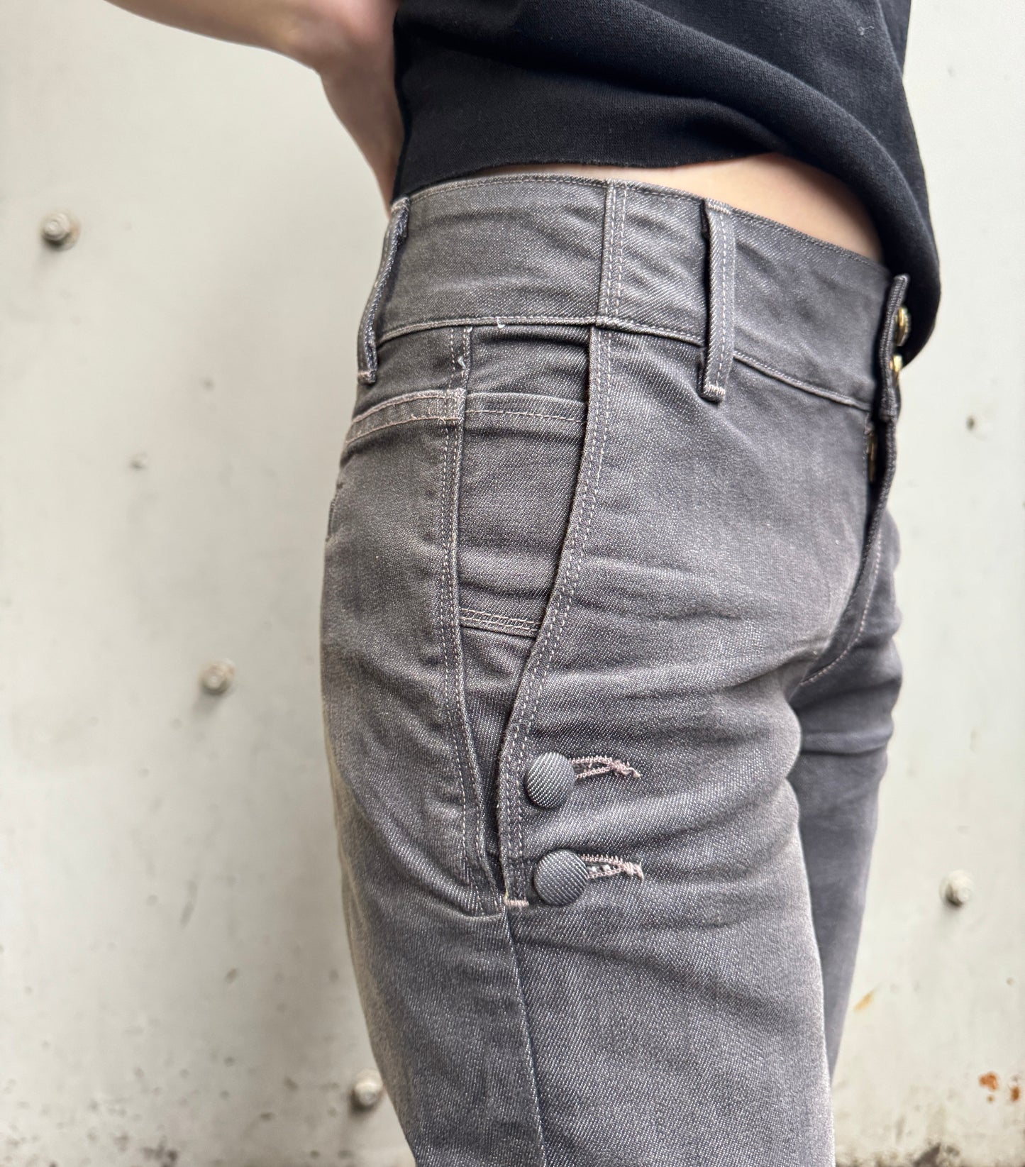 American Boot-shaped jeans