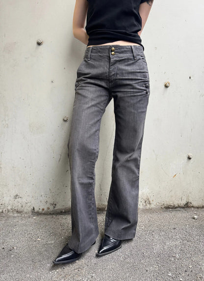 American Boot-shaped jeans